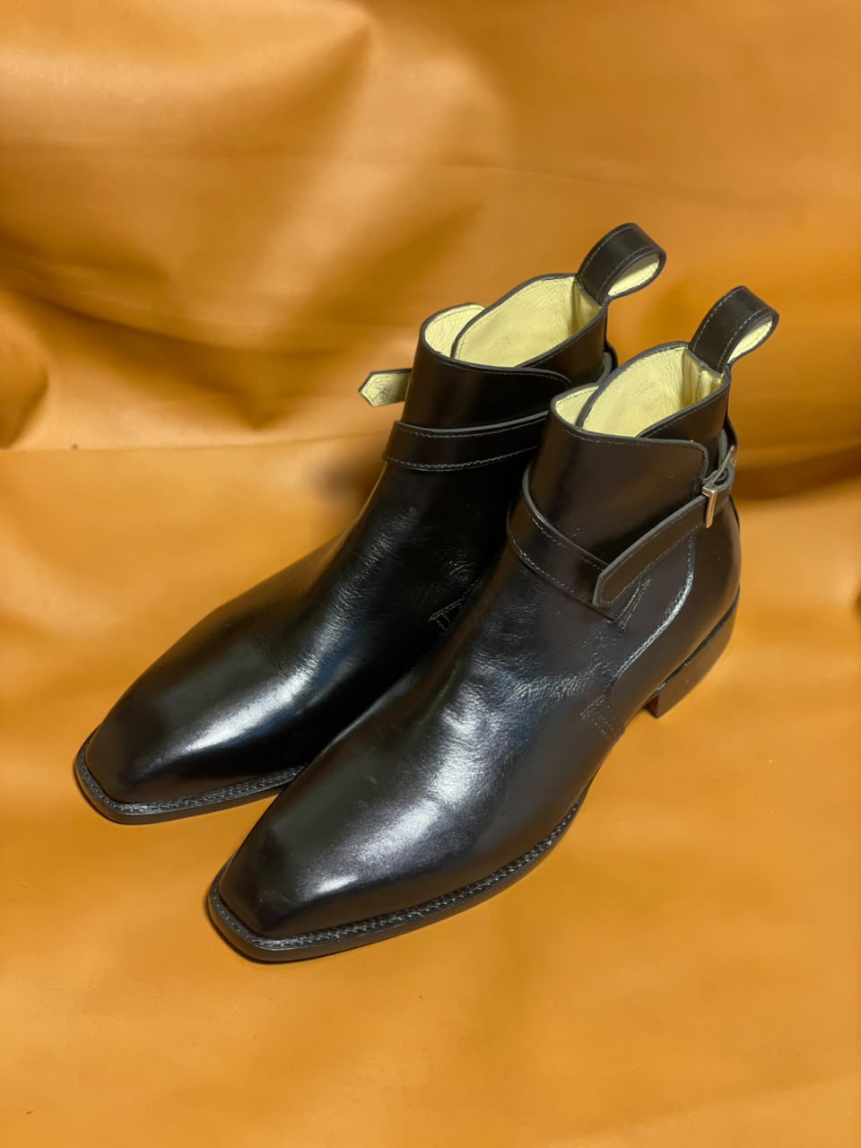 Men's Handcrafted Black Leather Boots – Premium Artisan Style